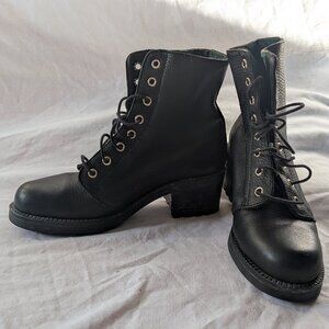 Roots Canada "Port Dalhousie" black leather 8-eye lace-uUp boots | Size 6.5